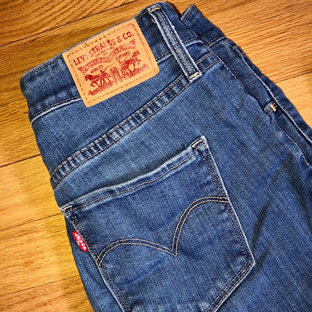 Levi Strauss Women’s High Skinny Jean